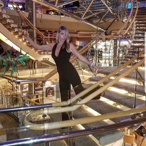 Meet your Posher, Stephanie